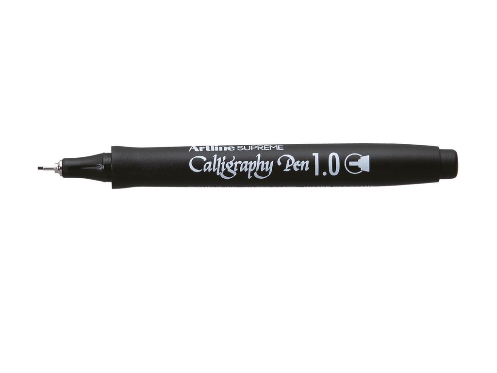 Marker Artline Supreme Calligraphy Pen 1,0mm zwart