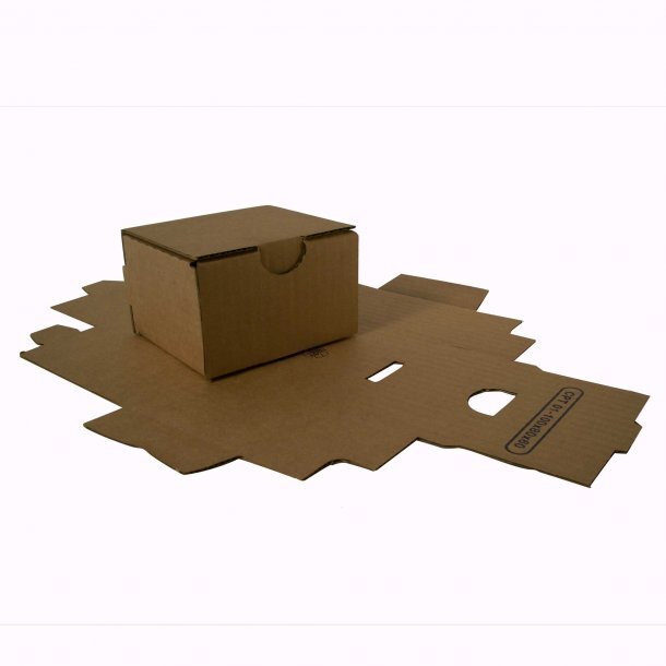 Postdoos plano 150x150x60mm bruin (50) 